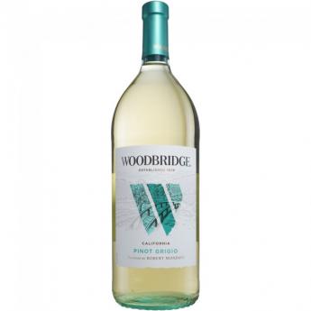 Woodbridge - Pinot Grigio California NV (1.5L) (1.5L)